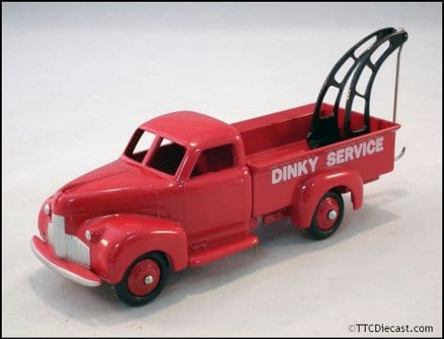 Dinky 25R Studebaker Tow Truck Dinky Service - Red Reproduced by Atlas Editions