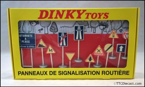 Dinky 593 12pc Set - Road Signs Reproduced by Atlas Editions