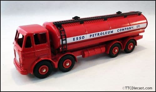 Dinky 943 Leyland Octopus Tanker - Esso Reproduced by Atlas Editions