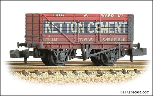 Farish 377-126C 8 Plank Wagon End Door 'Ketton Cement' Red - Weathered, N Gauge
